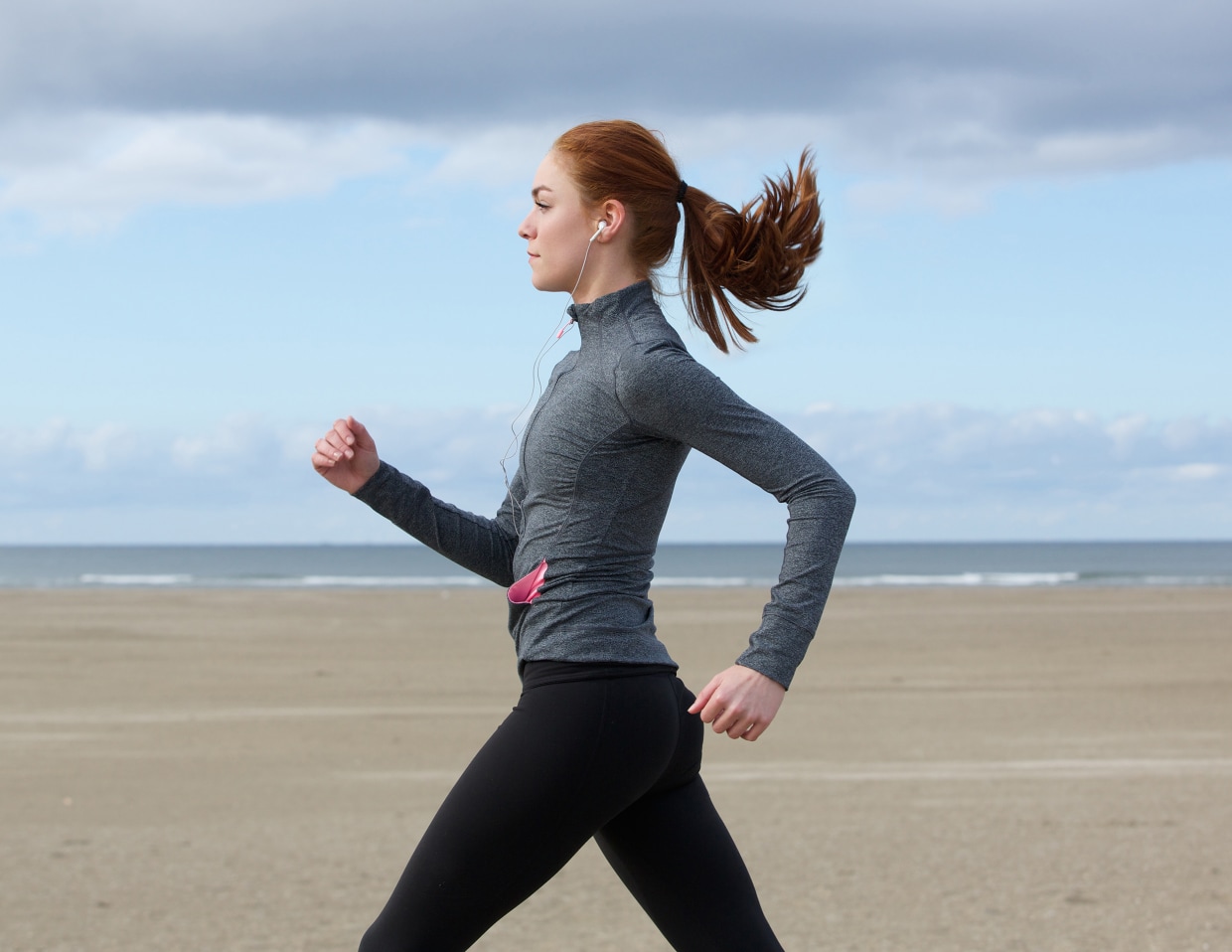 What is Brisk Walking? Best Speed for Weight Loss, Heart Health